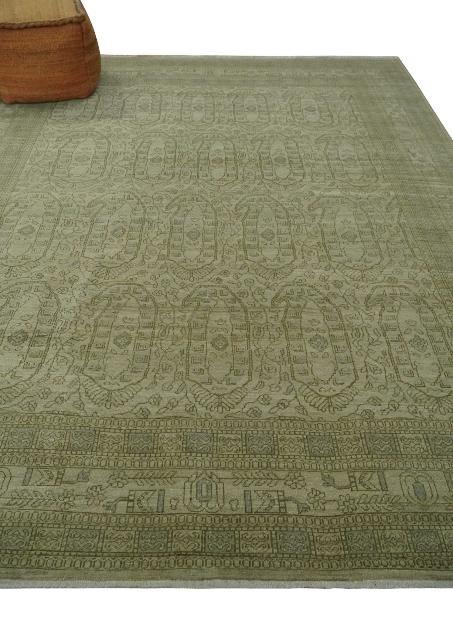 7.10x9.7 Traditional Ivory and Olive Antique Style Hand knotted Wool Area Rug, Kids, Living Room and Bedroom Rug