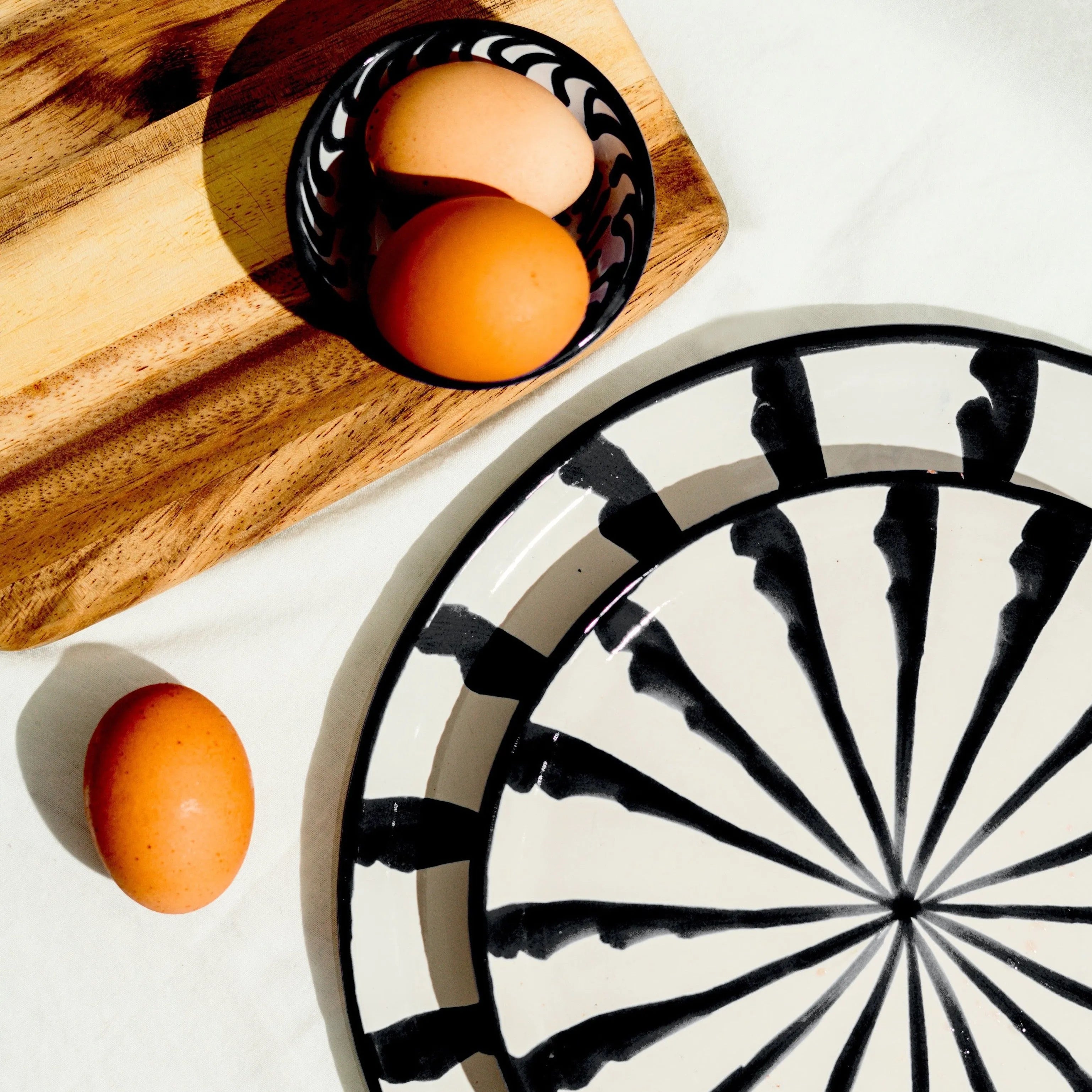 Dinner plate with candy cane stripes