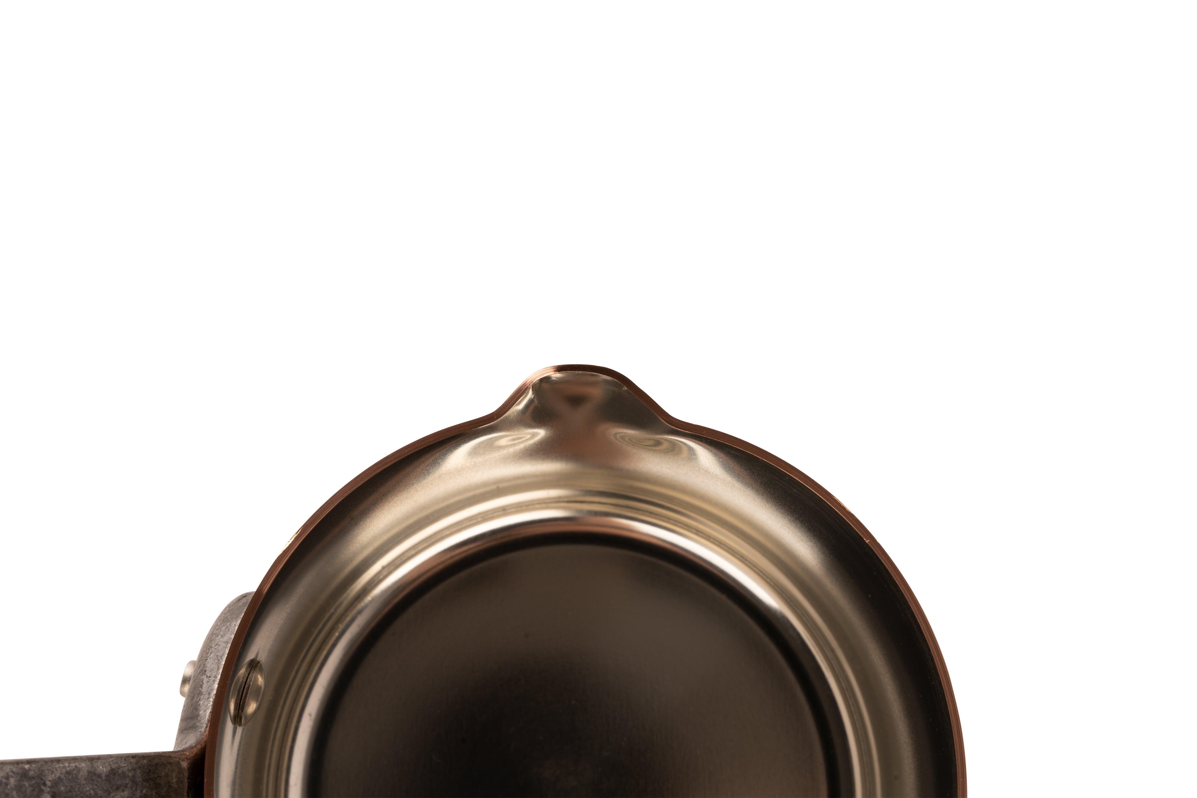 Copper saucière with tin coating and pouring spout, 0.7 qt