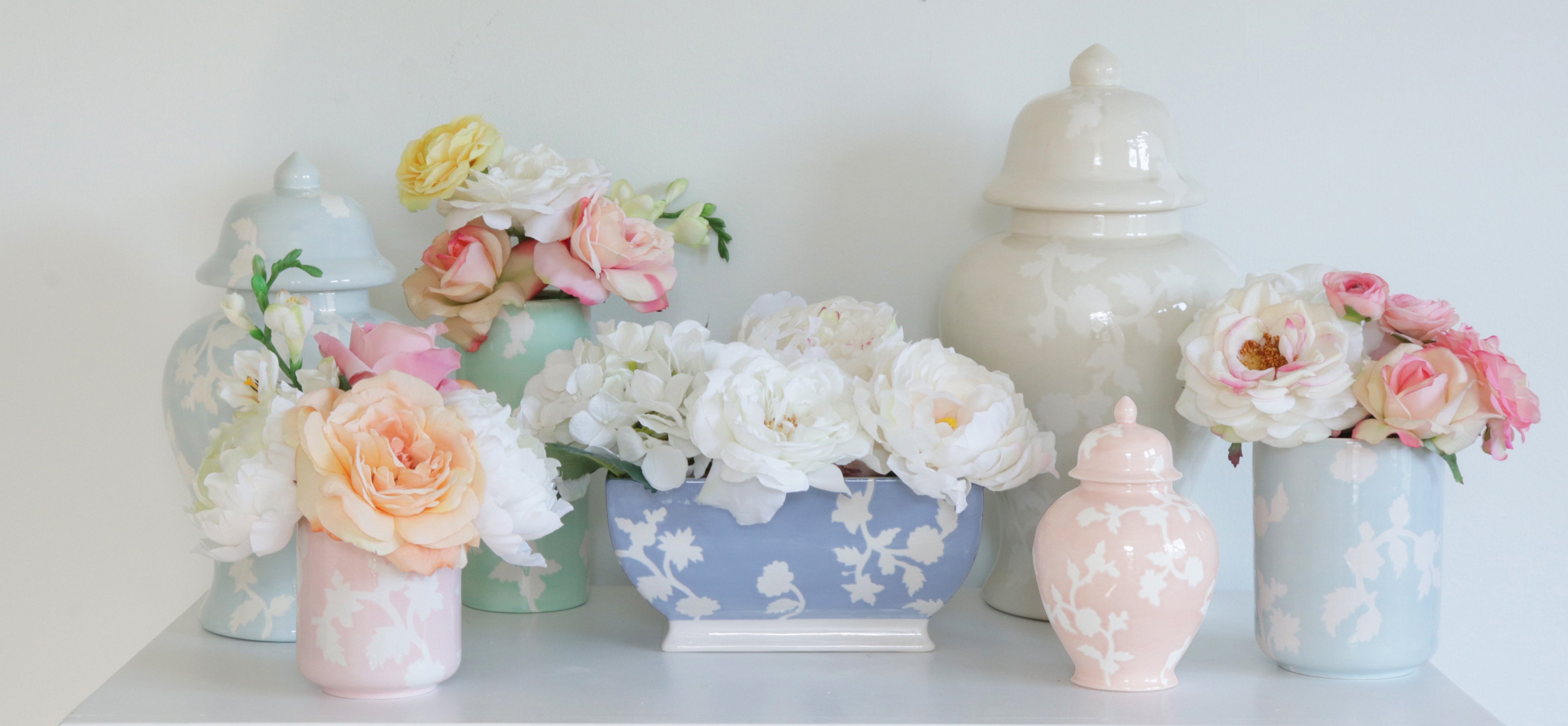 Chinoiserie Dreams Ginger Jars in Beige