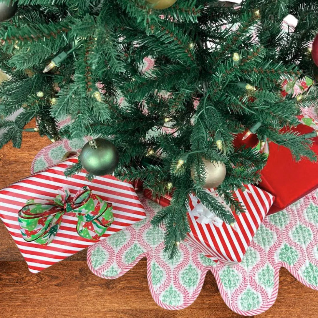 Jingle Bells - Quilted Christmas Tree Skirt