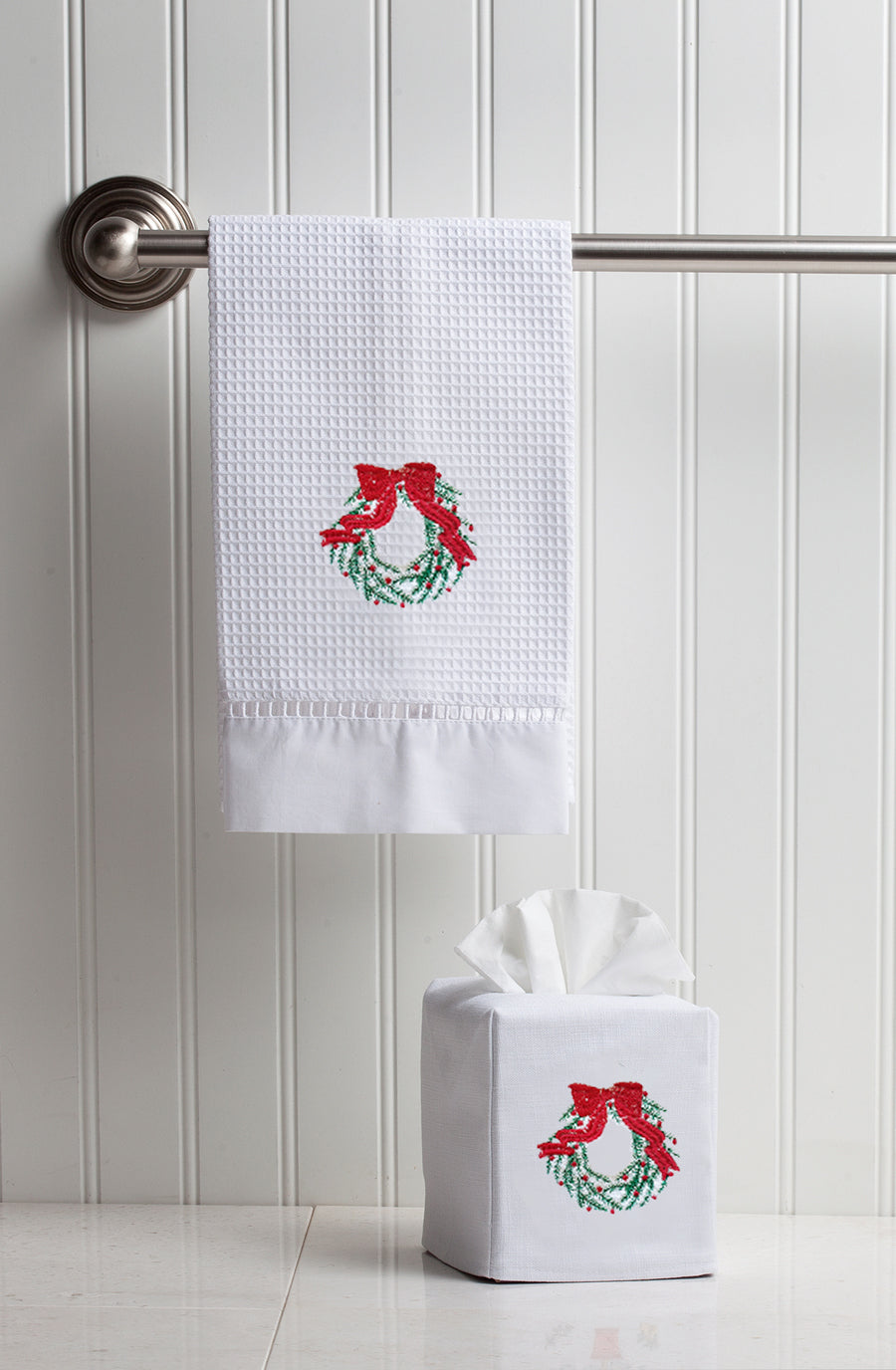 Guest Towel, Waffle Weave, Christmas Wreath (Green)