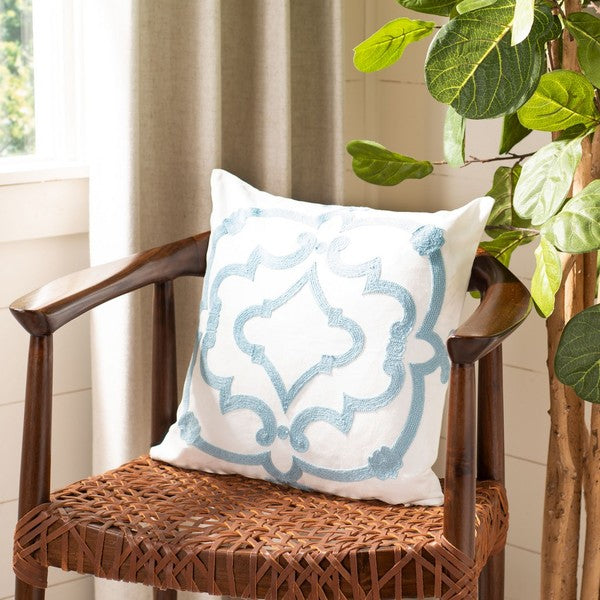 Safavieh Daciana Pillow in White/Blue with Curve Swirl Pattern