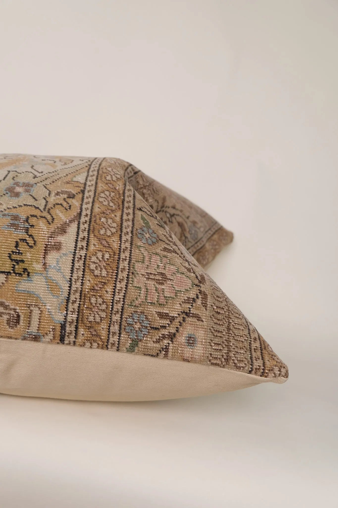 Jovy Turkish Vintage Rug Pillow No.2