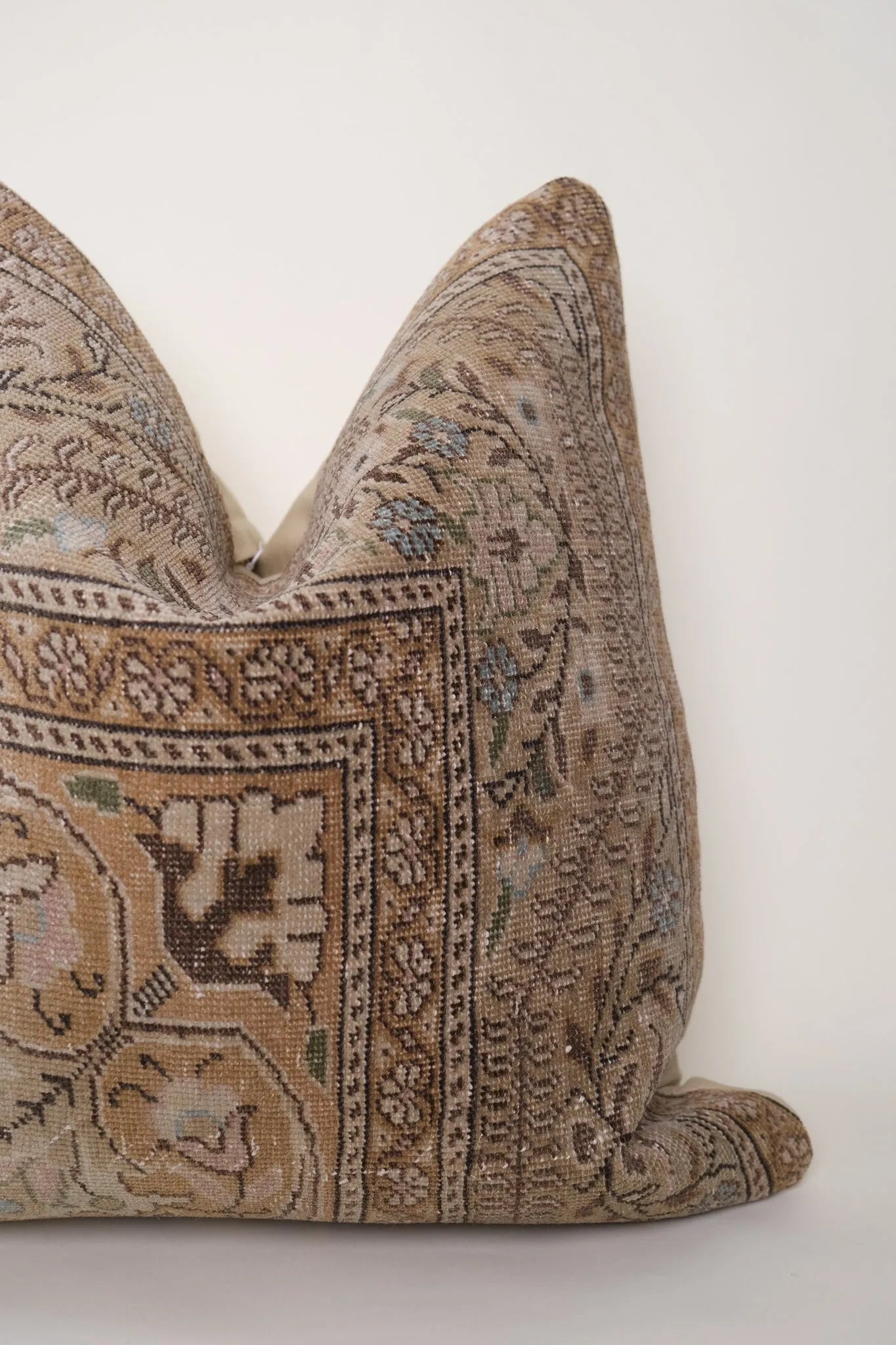 Jovy Turkish Vintage Rug Pillow No.3