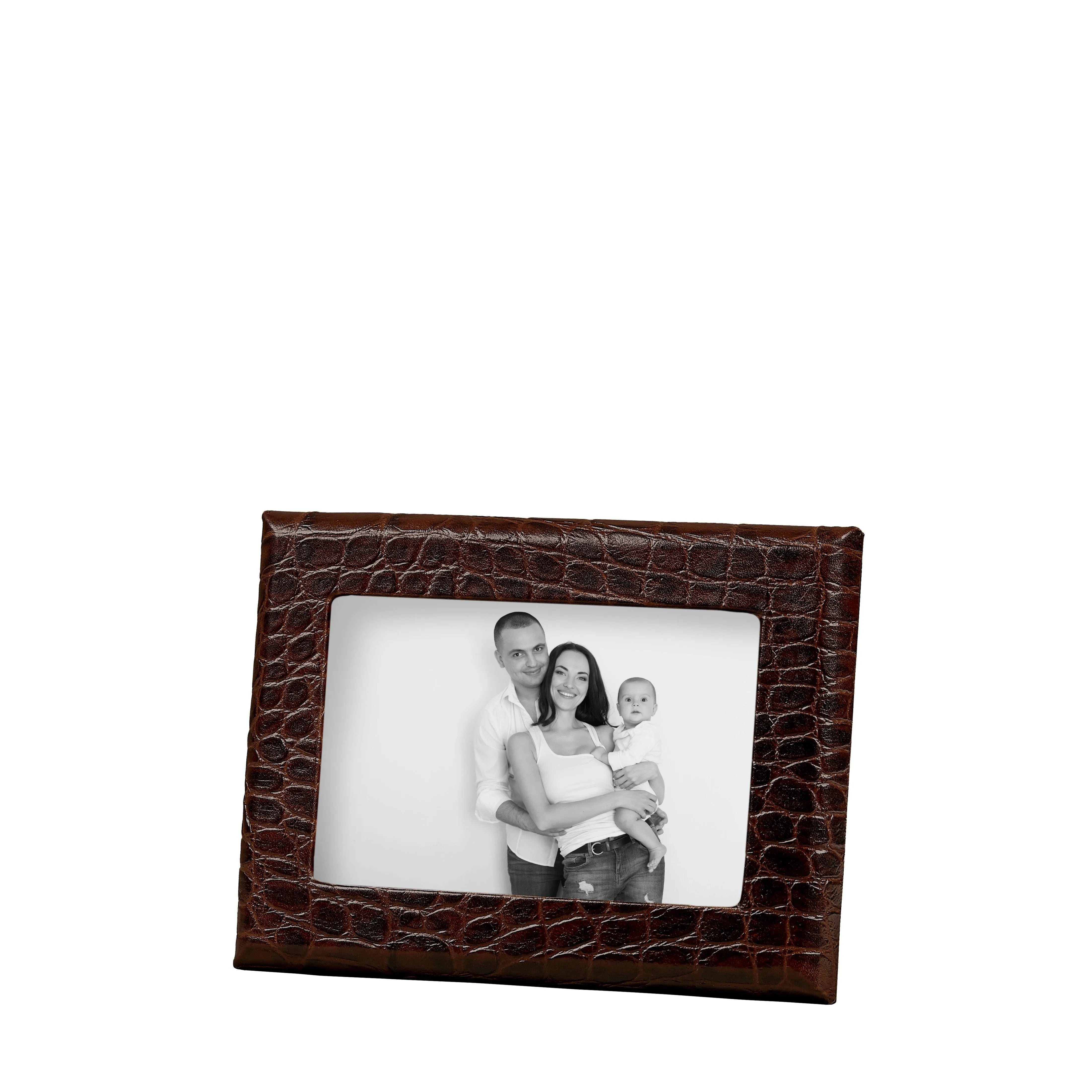 Graphic Image 4" x 6" Profile Studio Frame