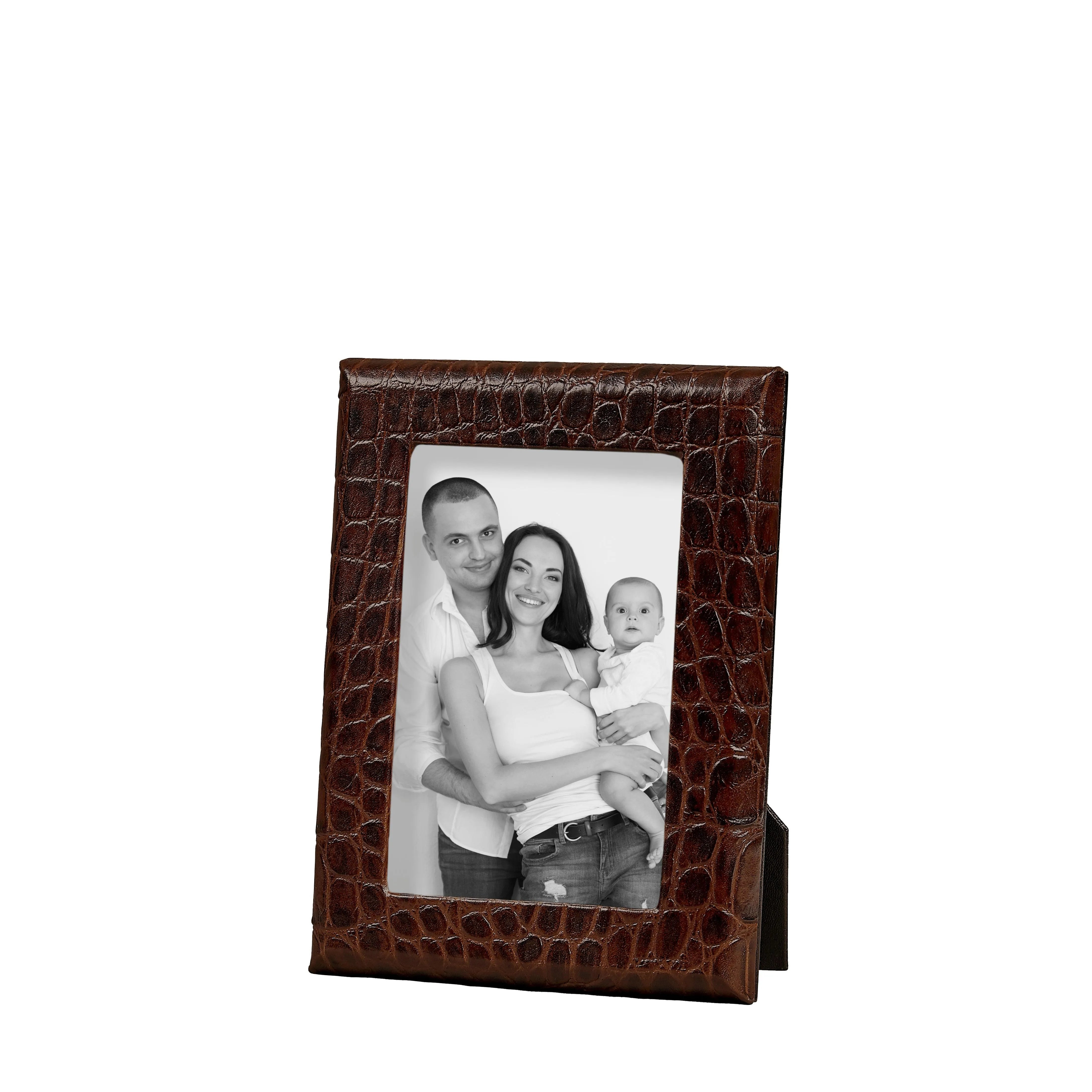 Graphic Image 4" x 6" Profile Studio Frame