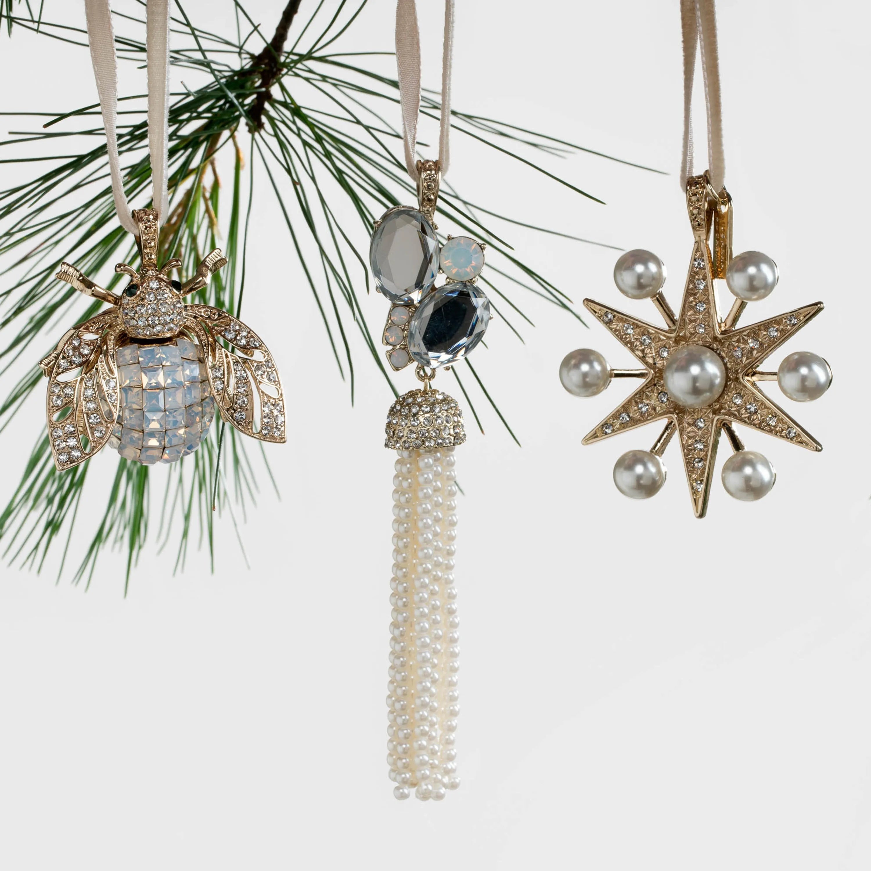 Sputnik pearl star ornament