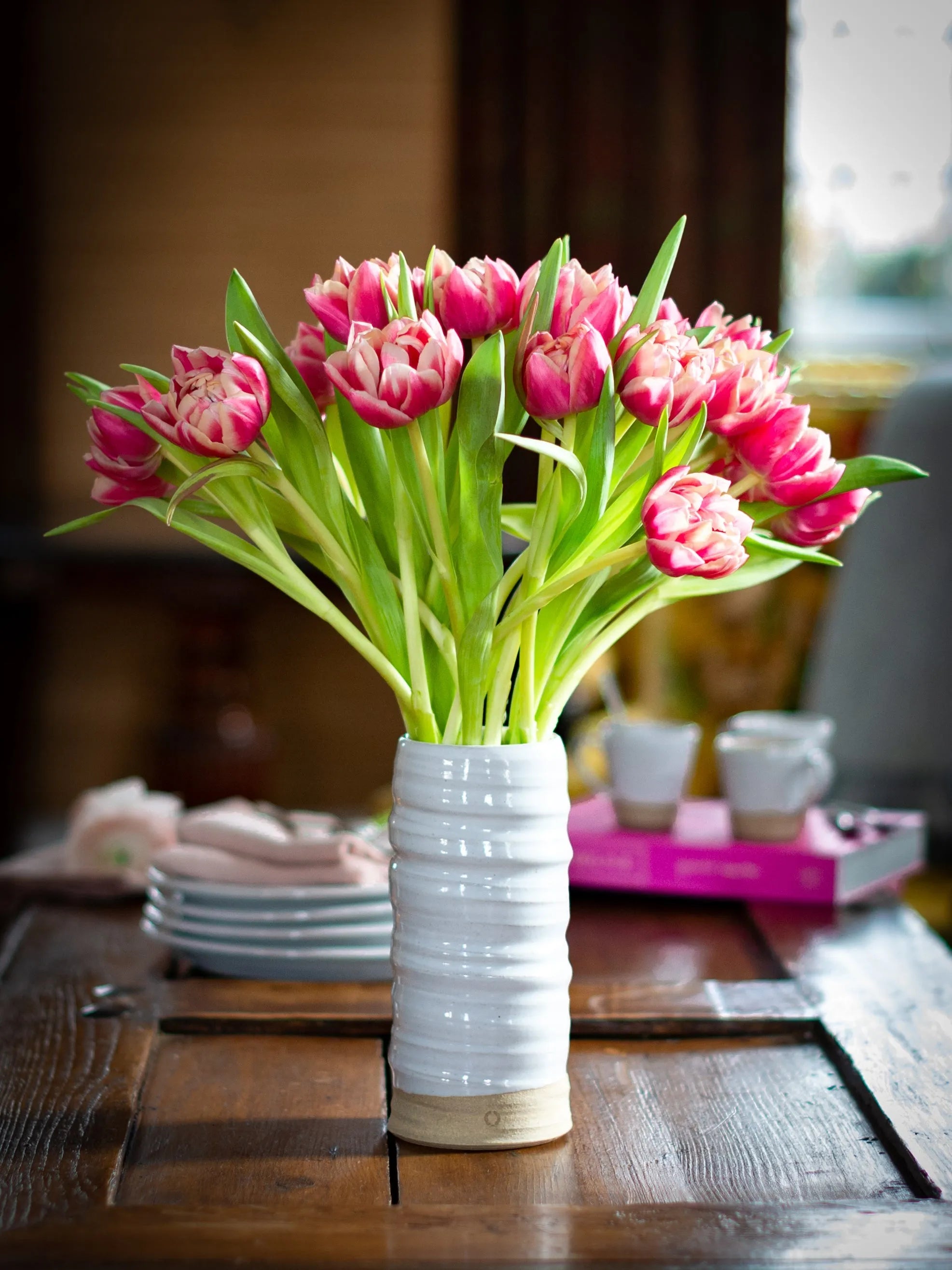 Farmhouse Pottery Trunk Vase