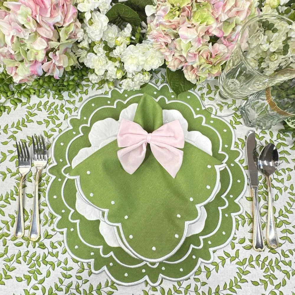 Flying Sheep Country Green Leaves - Tablecloth