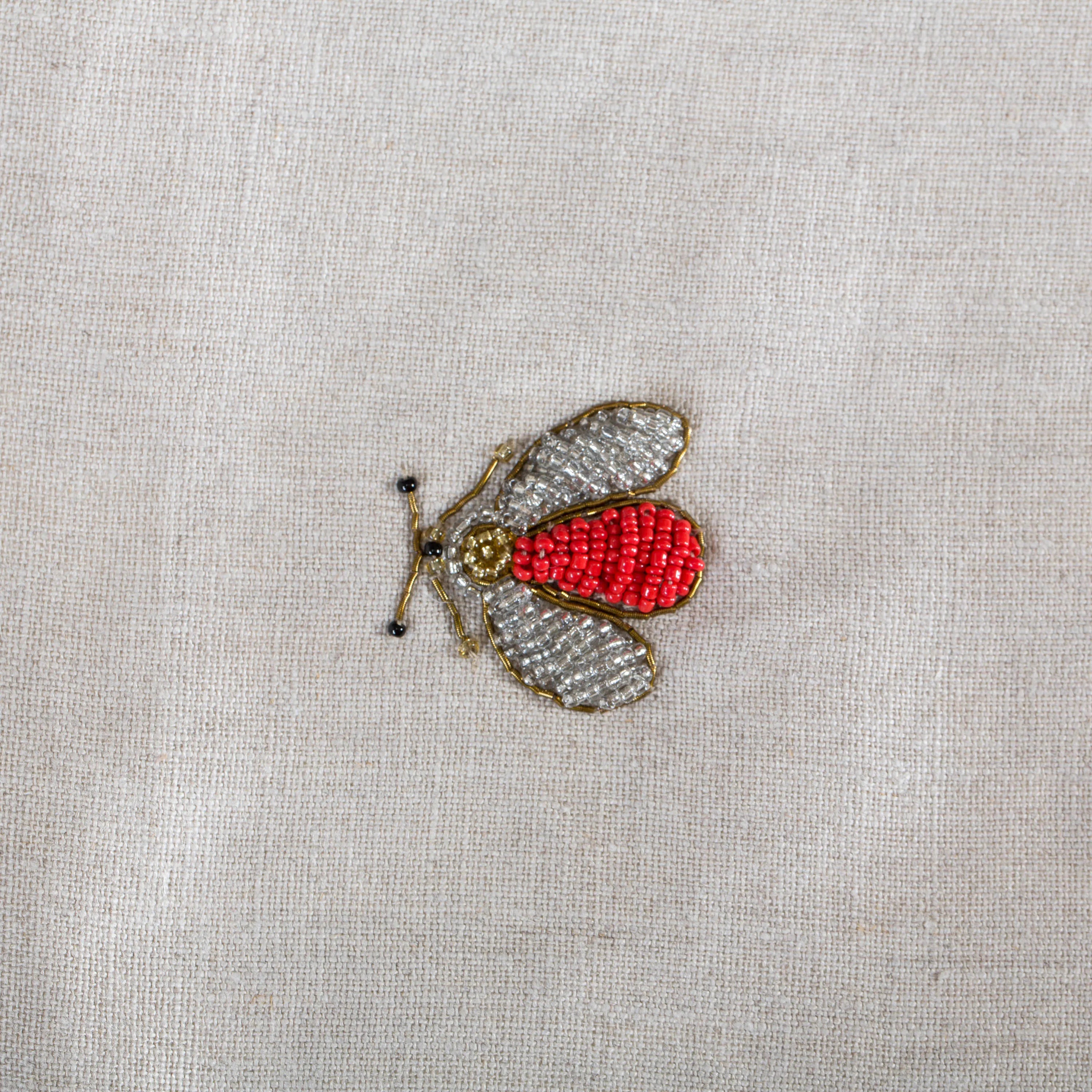 Embroidered sparkle bee table runner