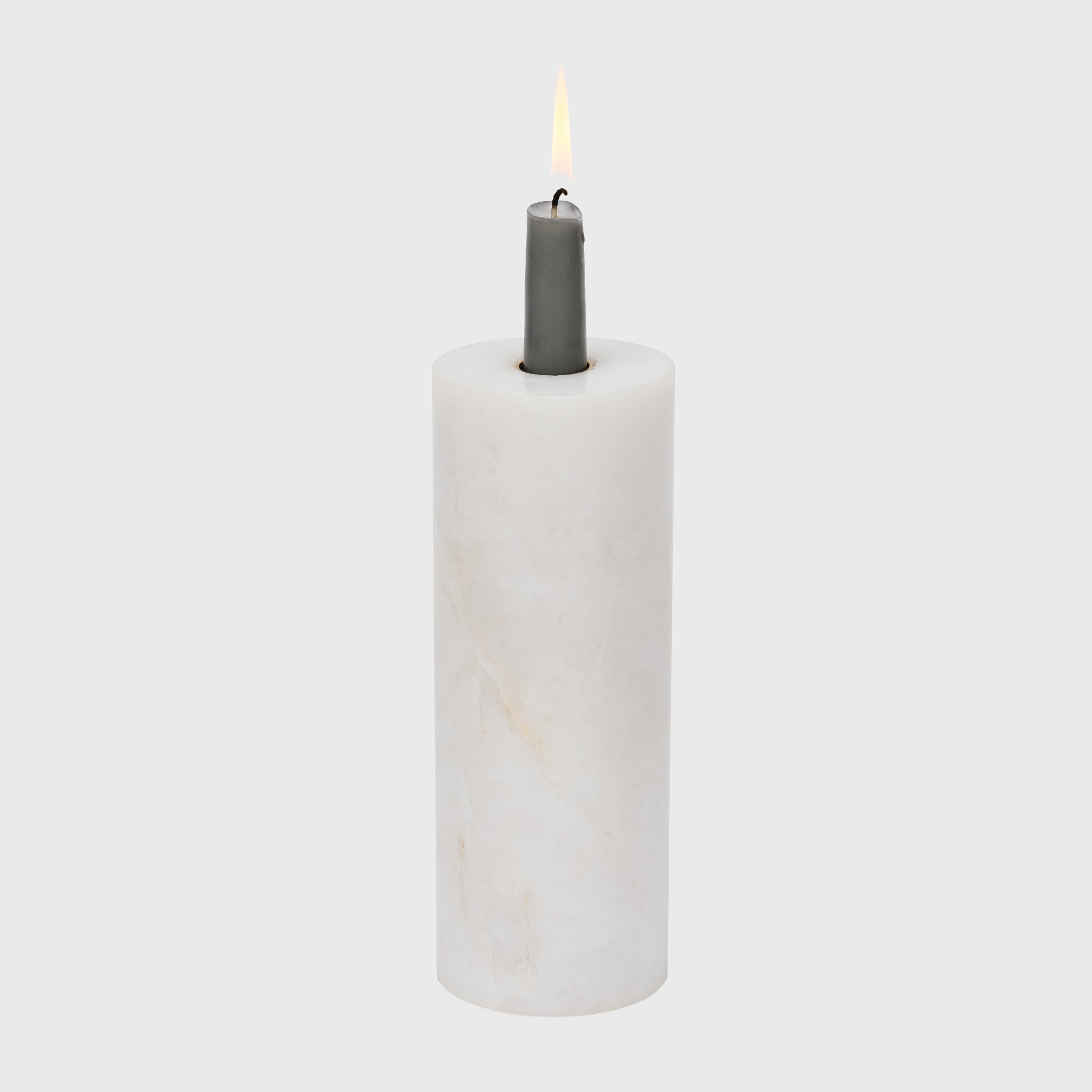 Column candlestick, white quartz