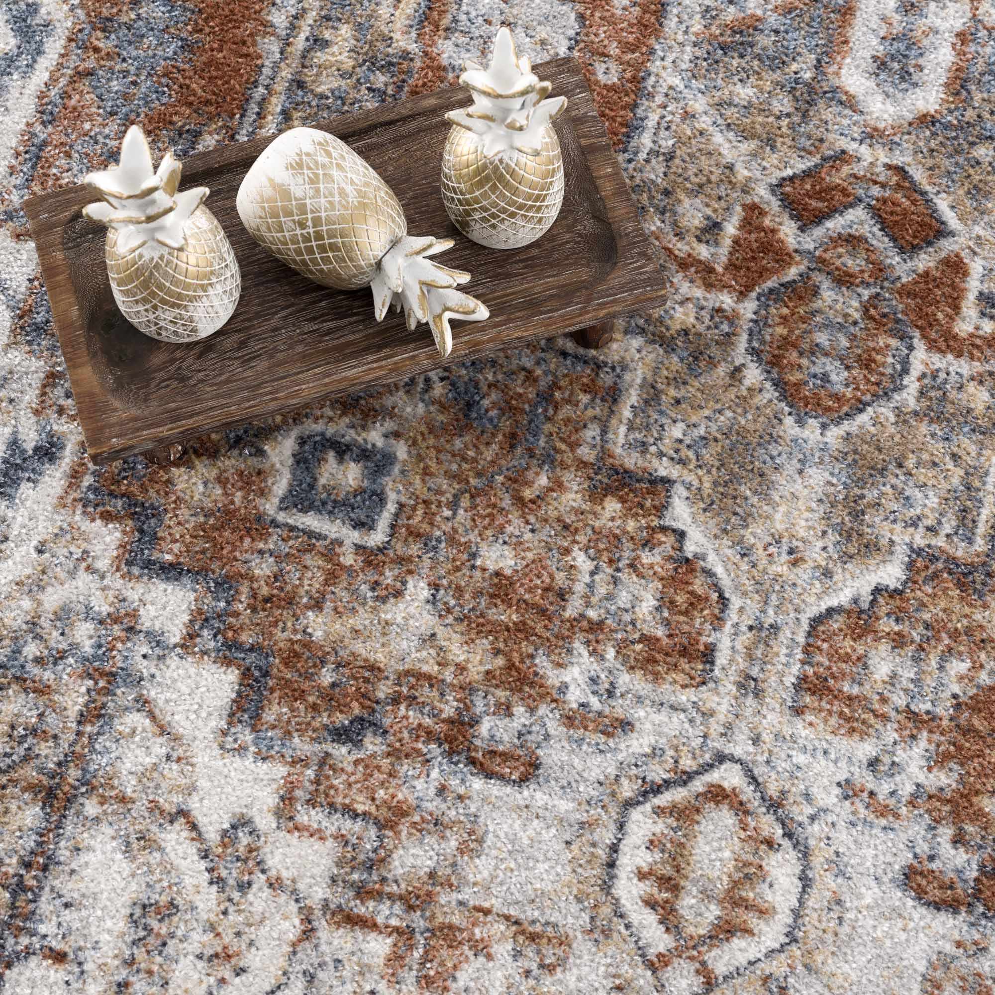 Hera Polyester Rug in Rust