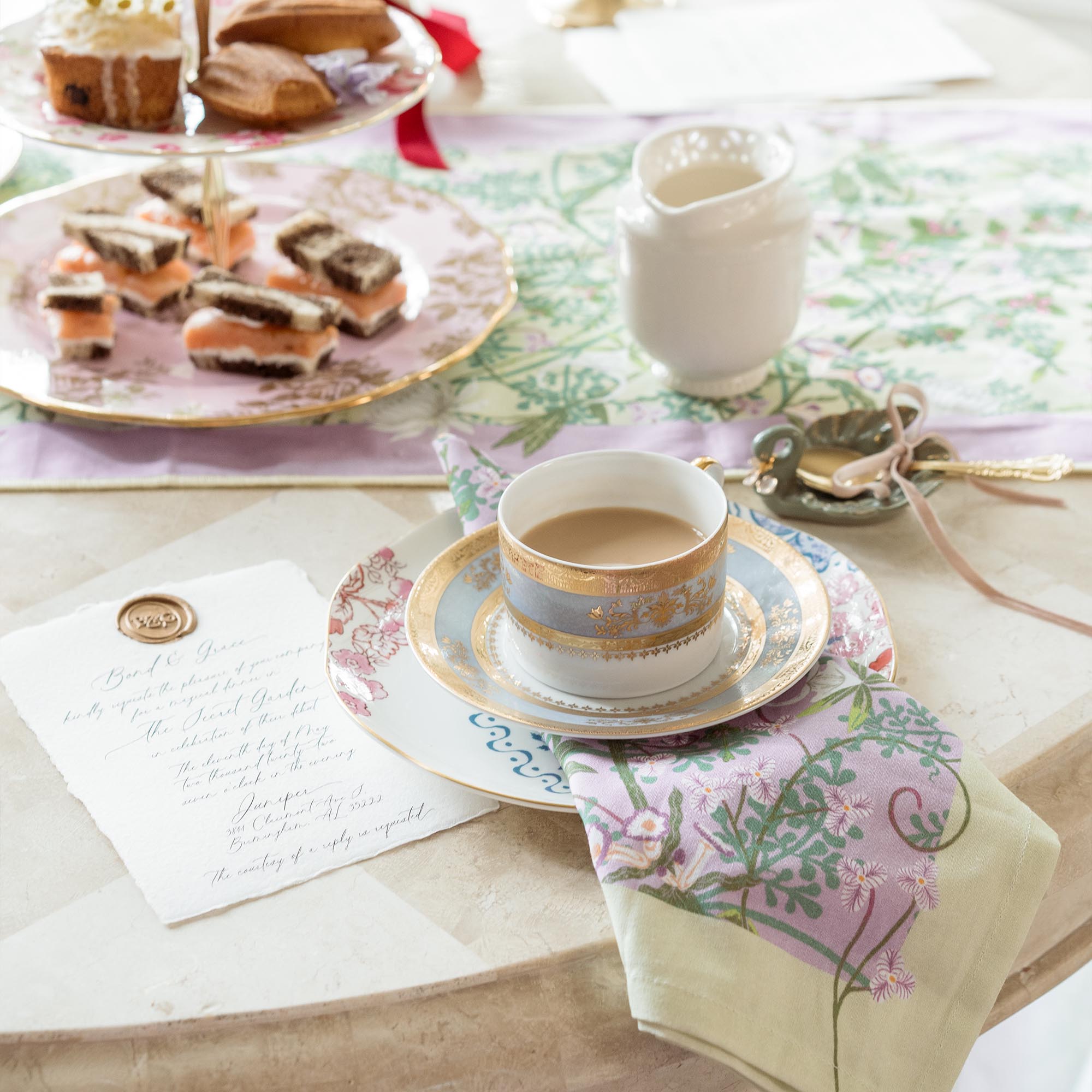 Coquette Lovescape Table Linens Set