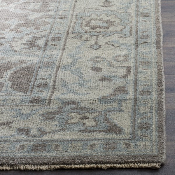 Sivas Wool Rug in Gray and Ivory