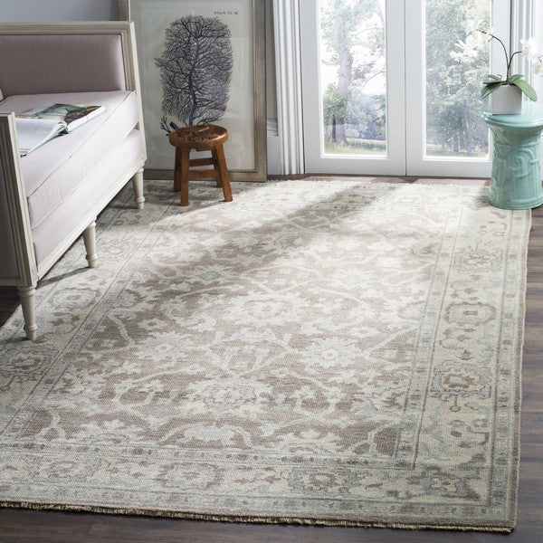 Sivas Wool Rug in Gray and Ivory