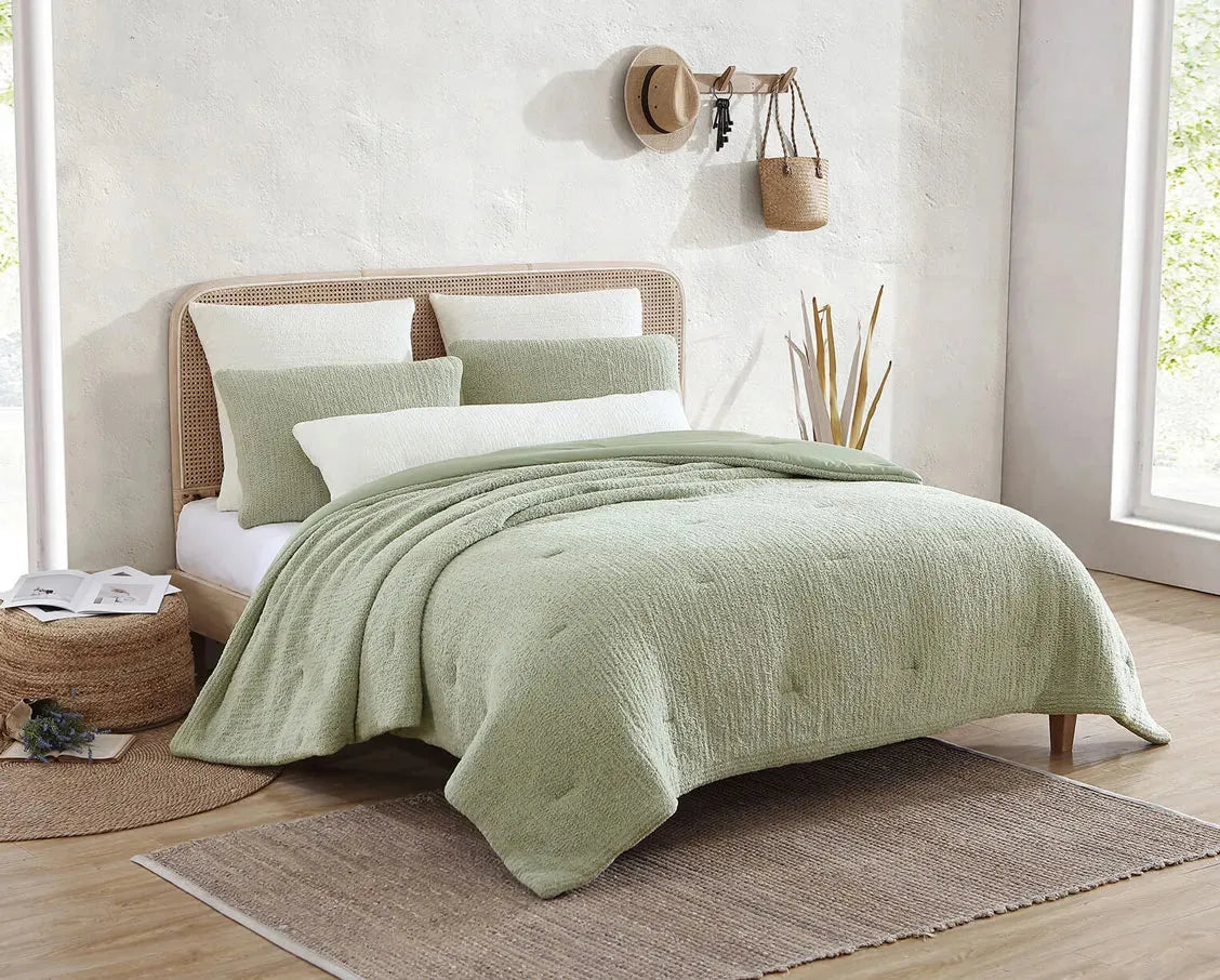 Snug Stitch Comforter