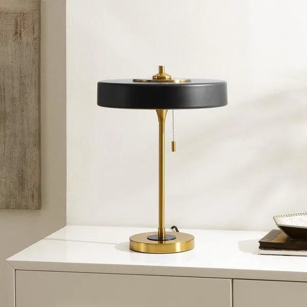 Safavieh Decker Table Lamp in Black/Brass with Pull Chain