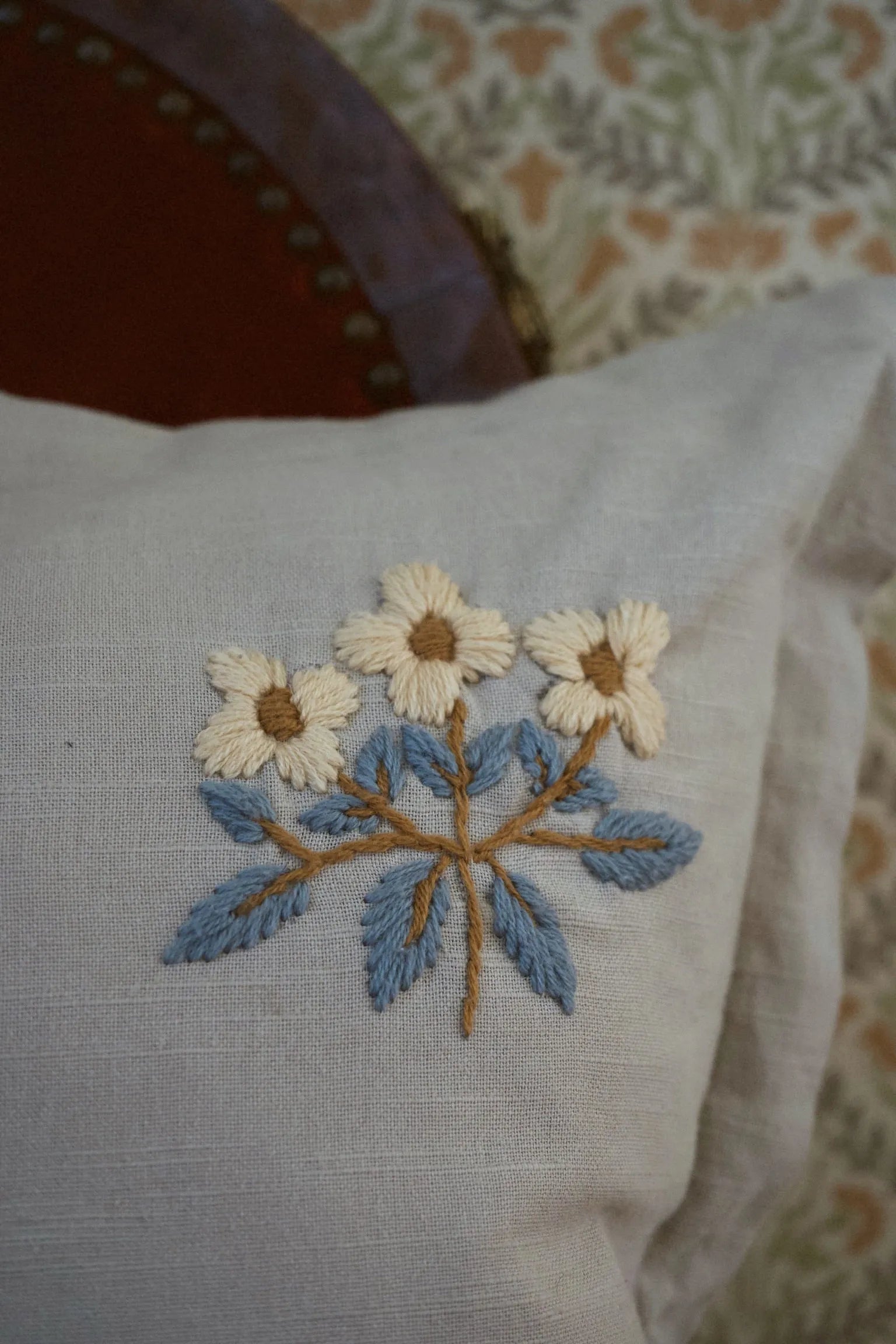 Florence Pillow (Natural)