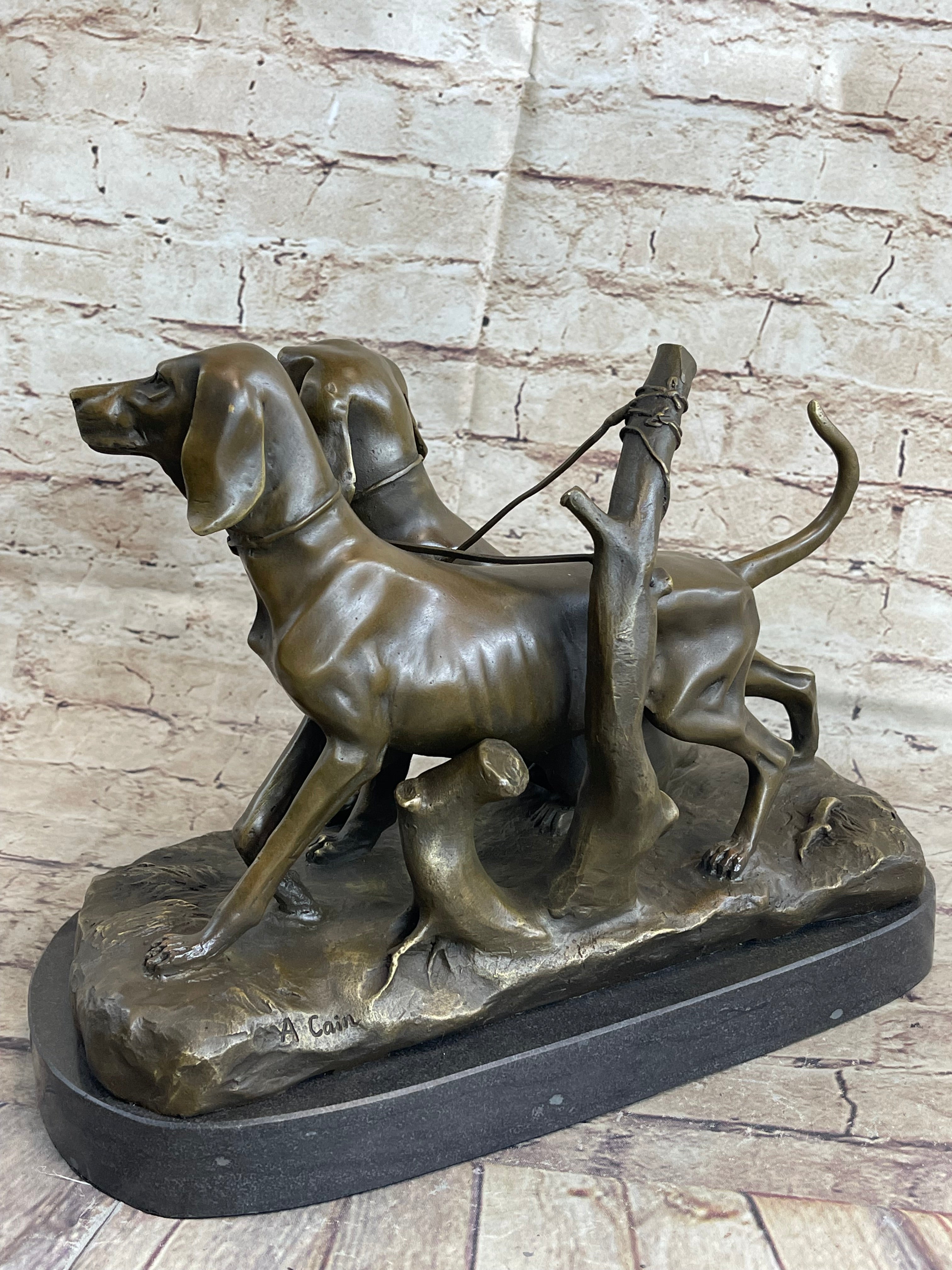 Two Large Vizsla Dog Dogs Animal House Pet by Debut Bronze Marble Sculpture Gift