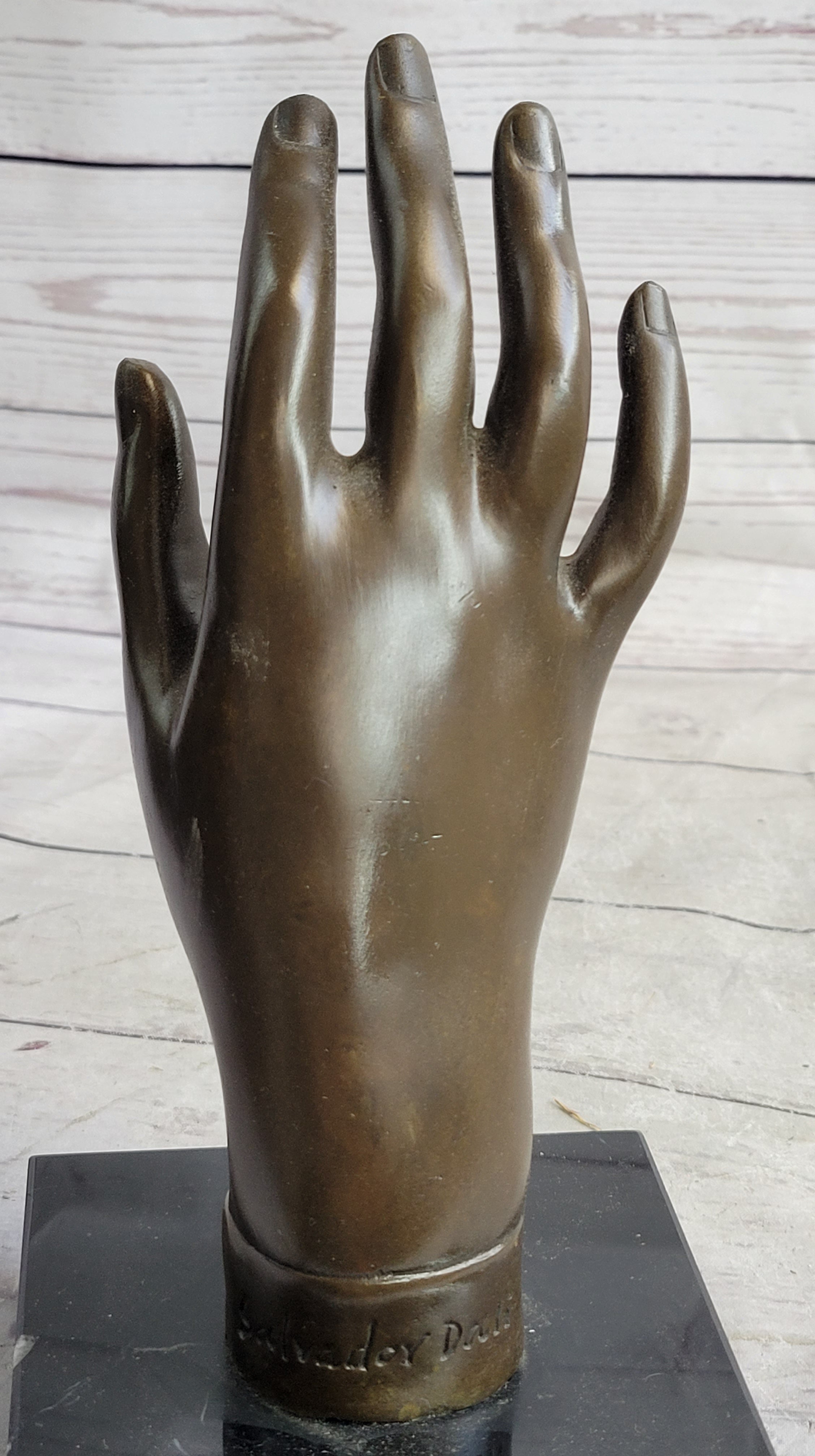 Hot Cast Salvador Dali Female Hand Genuine Bronze Sculpture Figurine Figure