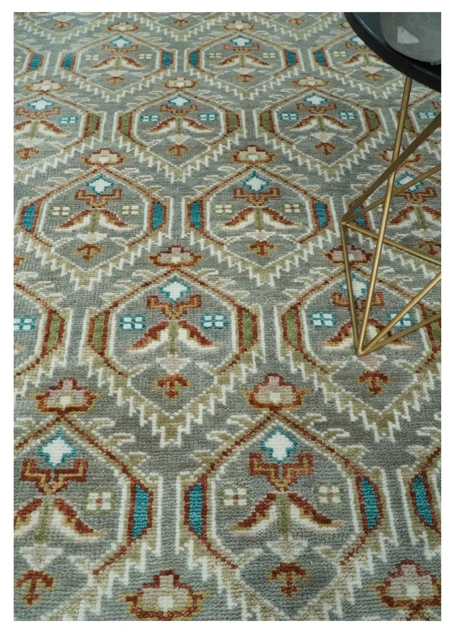 Antique look Traditional Hand Knotted Silver, Ivory and Rust Multi Size Area Rug