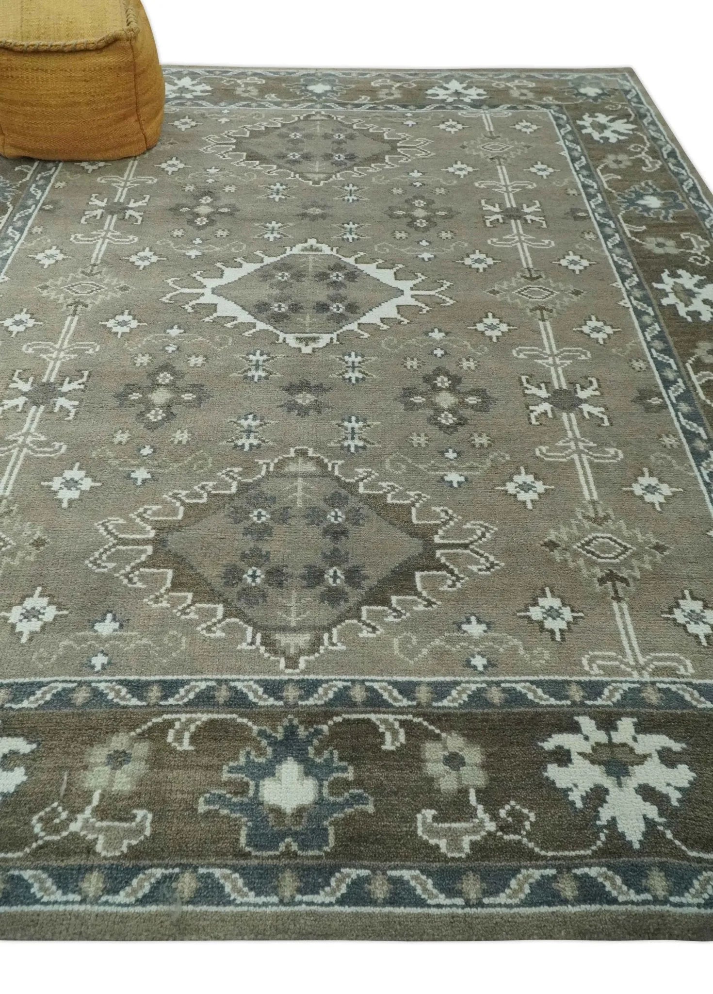 Antique look Grayish and Ivory Hand Knotted Traditional Heriz Custom Made wool Area Rug