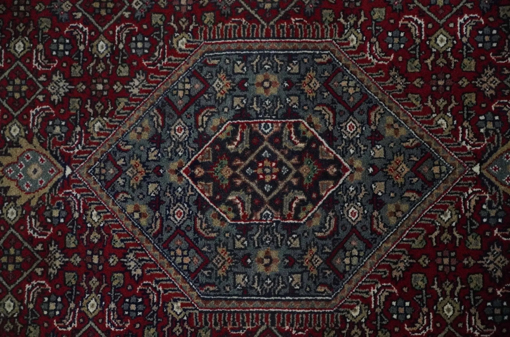 5x7 Antique Persian Hand Knotted Maroon, Black Traditional Medallion Wool Rug | KNT25