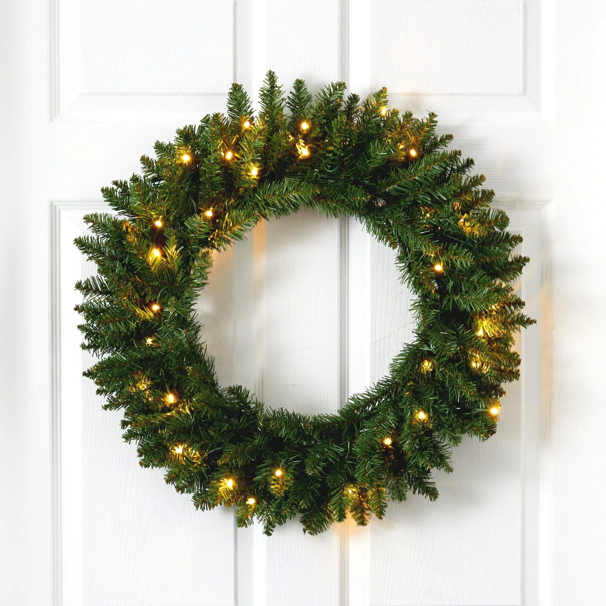 24” Green Pine Artificial Christmas Wreath with 35 Clear LED Lights