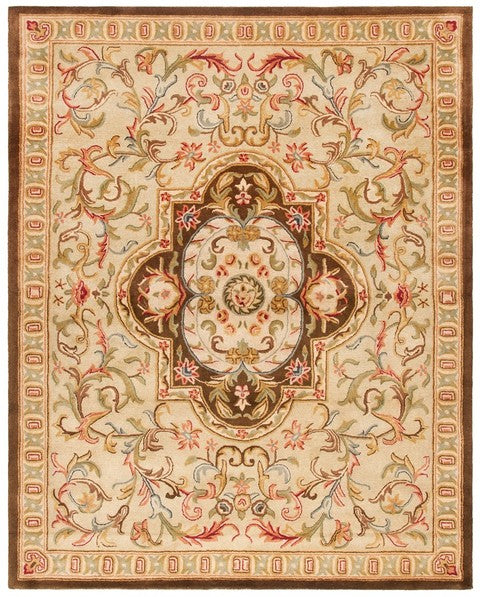 Classic Wool Rug in Beige and Olive