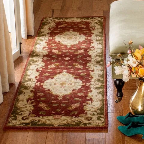 Classic Wool Rug in Rust and Orange