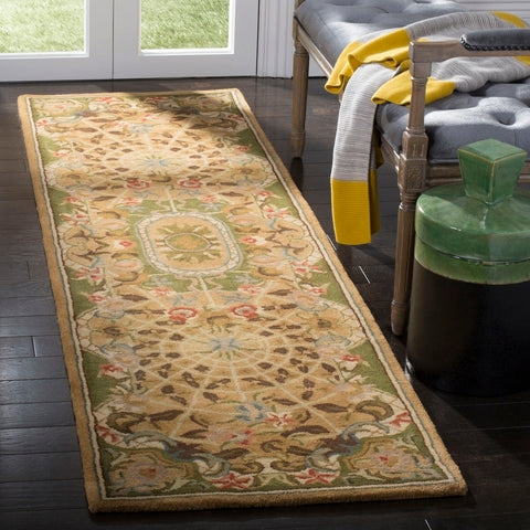 Classic Wool Rug in Taupe/Light Green