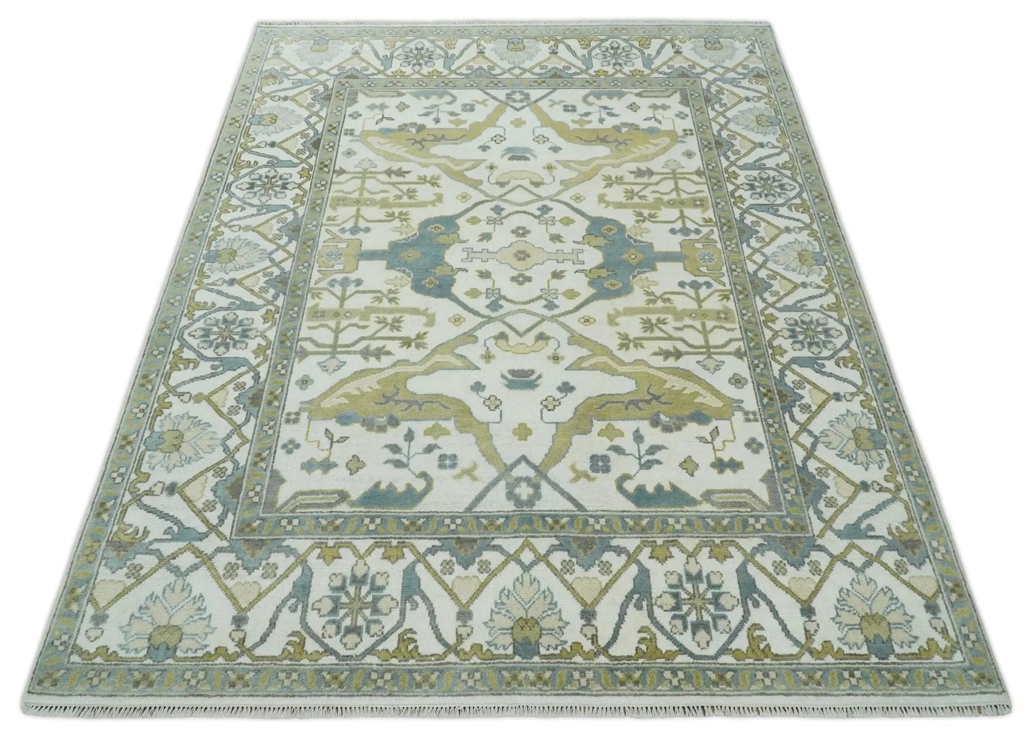 Classic Hand Knotted 8x10 Oriental Oushak Ivory and Beige Wool Area Rug | TRDCP1105810