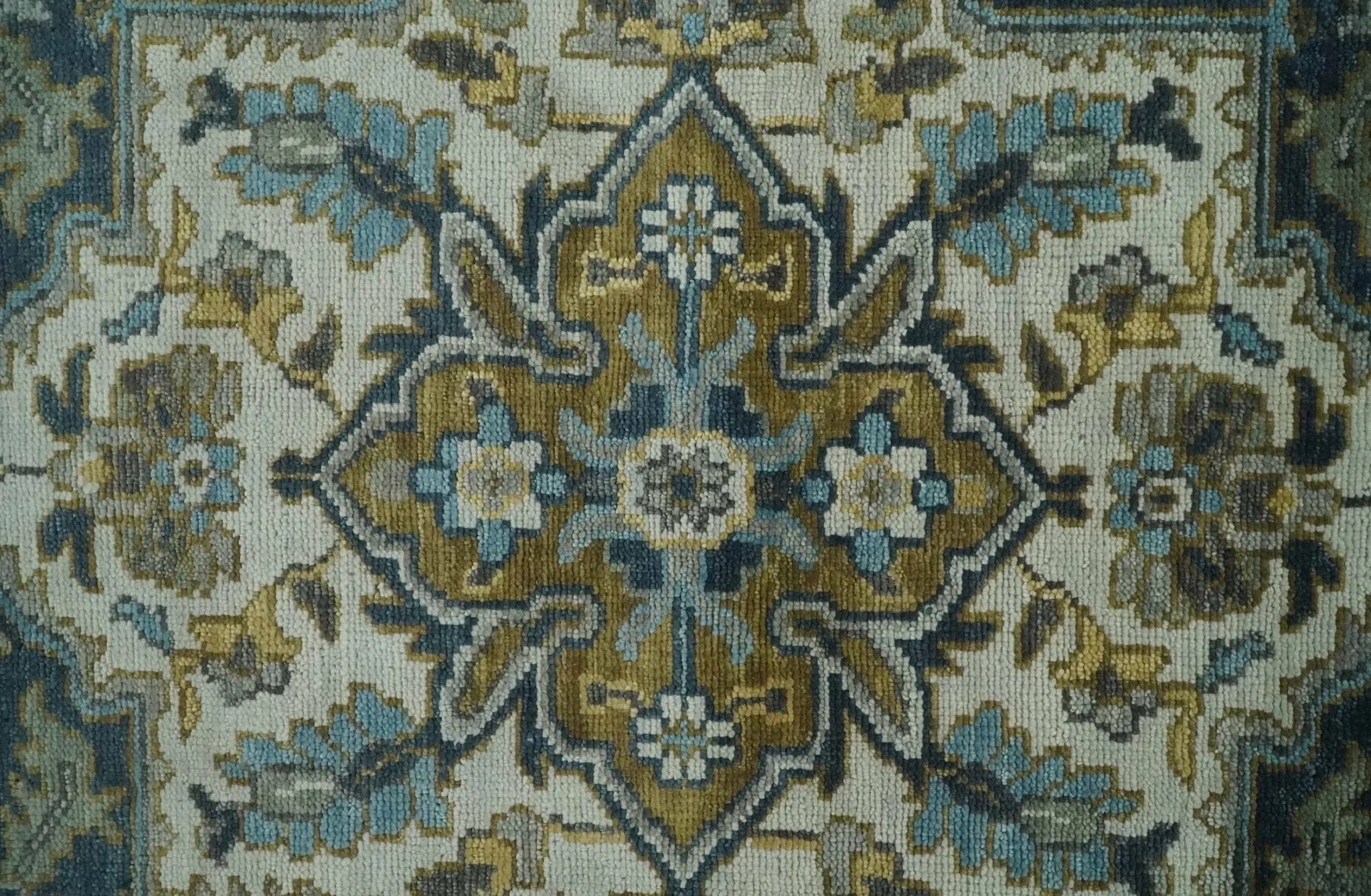 Ivory, Teal, silver and Olive Hand Knotted Traditional Heriz Medallion Multi size wool Area Rug