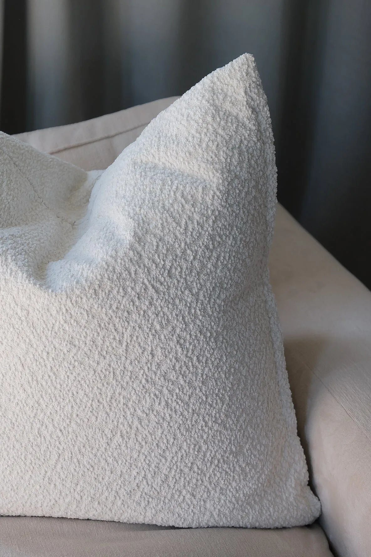 Boucle Pillow: Snow