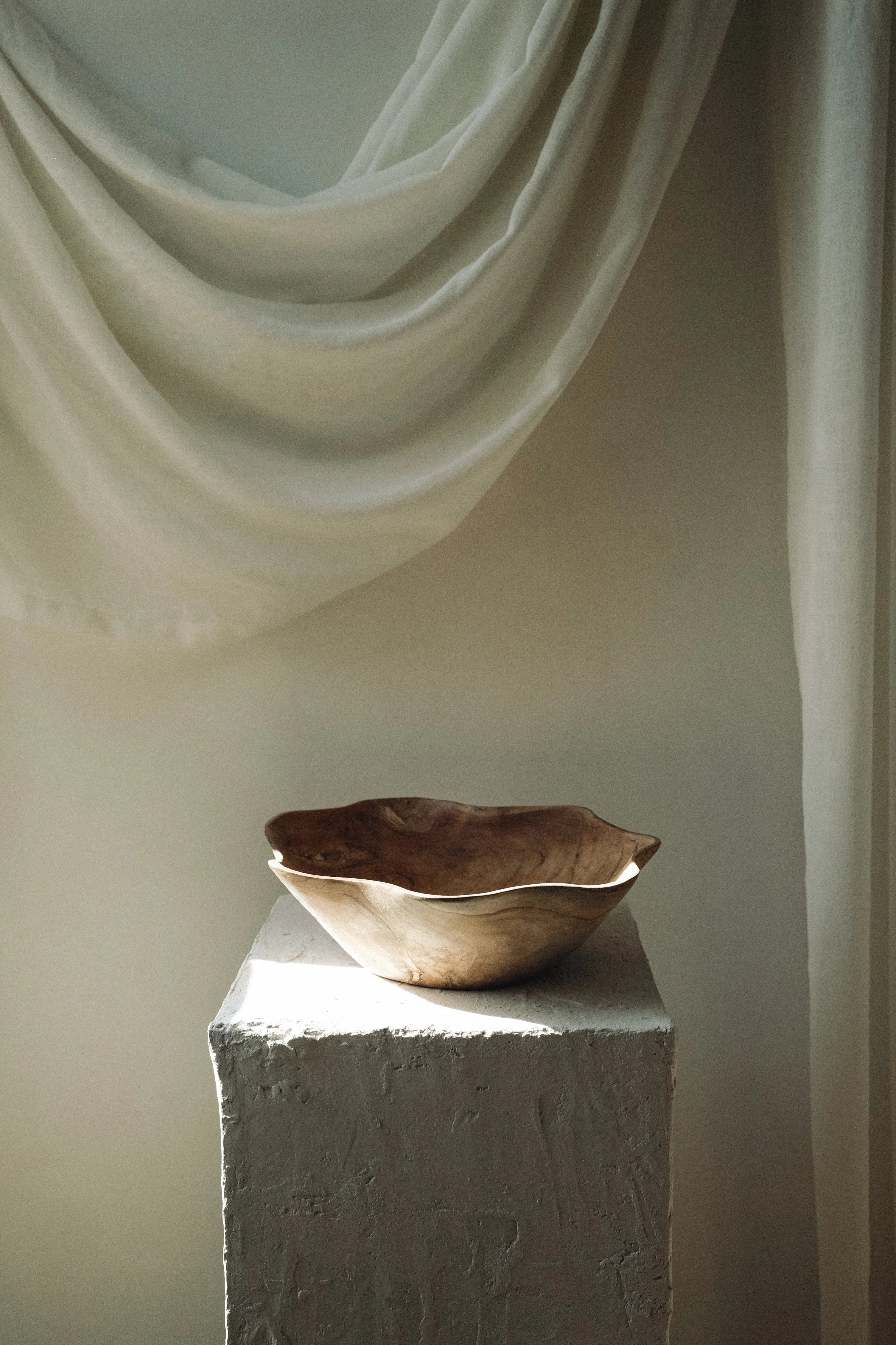 Solid Teak Ruffle bowl