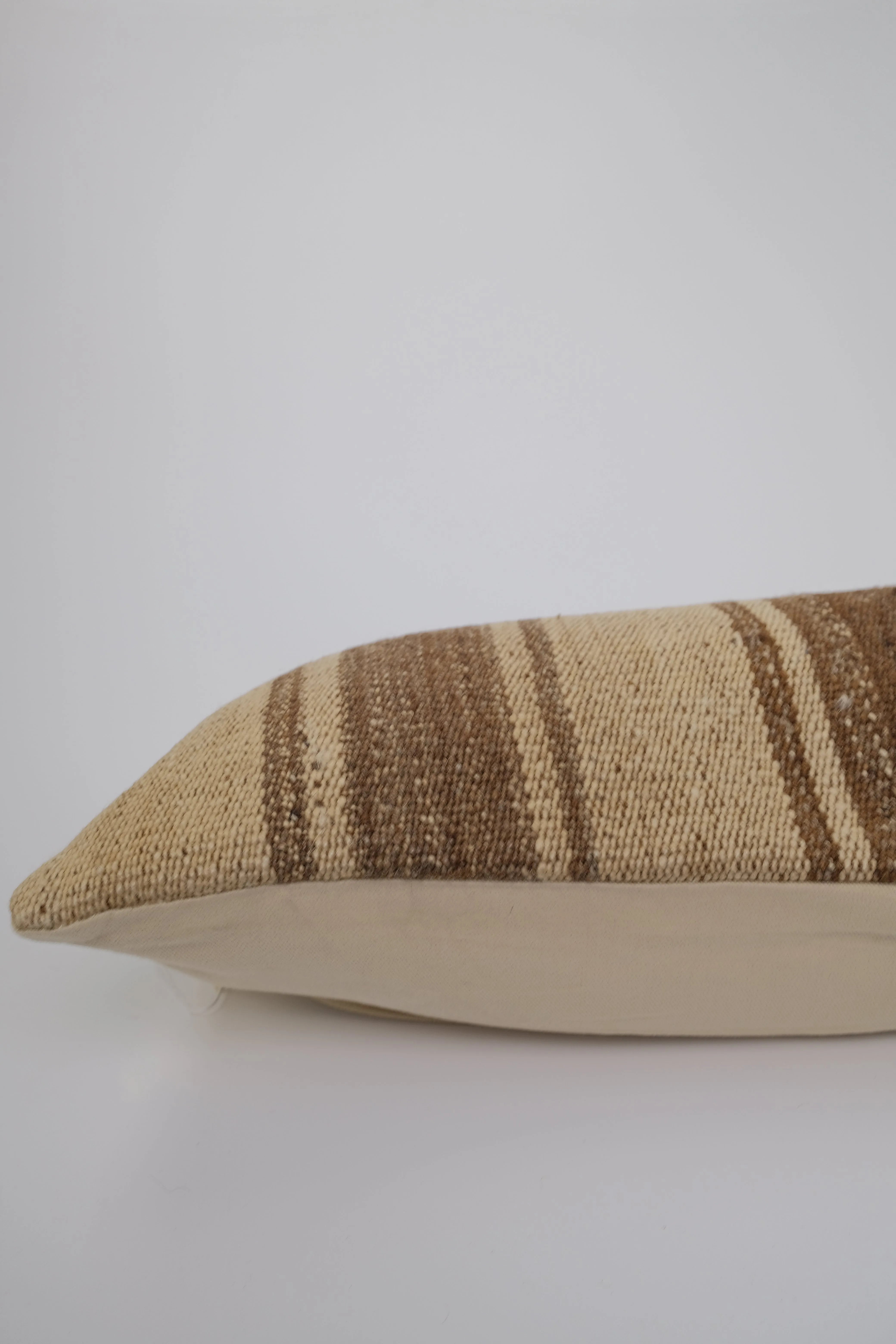 Ada Kilim Long Lumbar