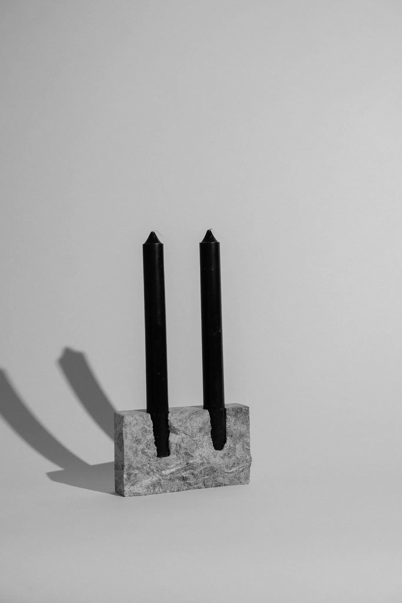 Dua Candle Holder: Pietra Grey