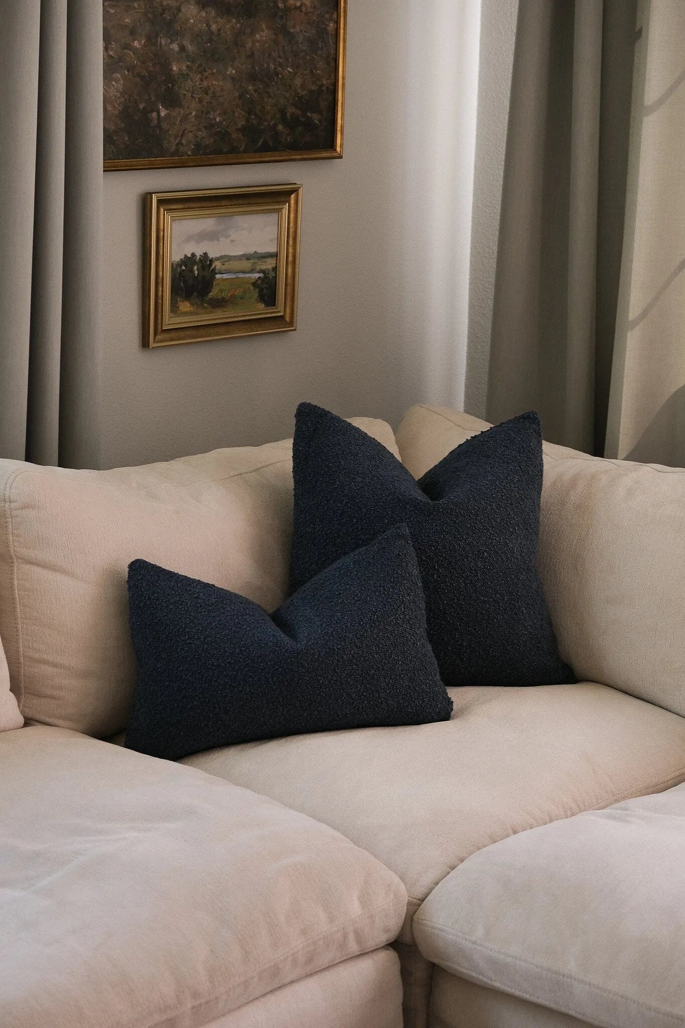 Boucle Pillow: Blueberry