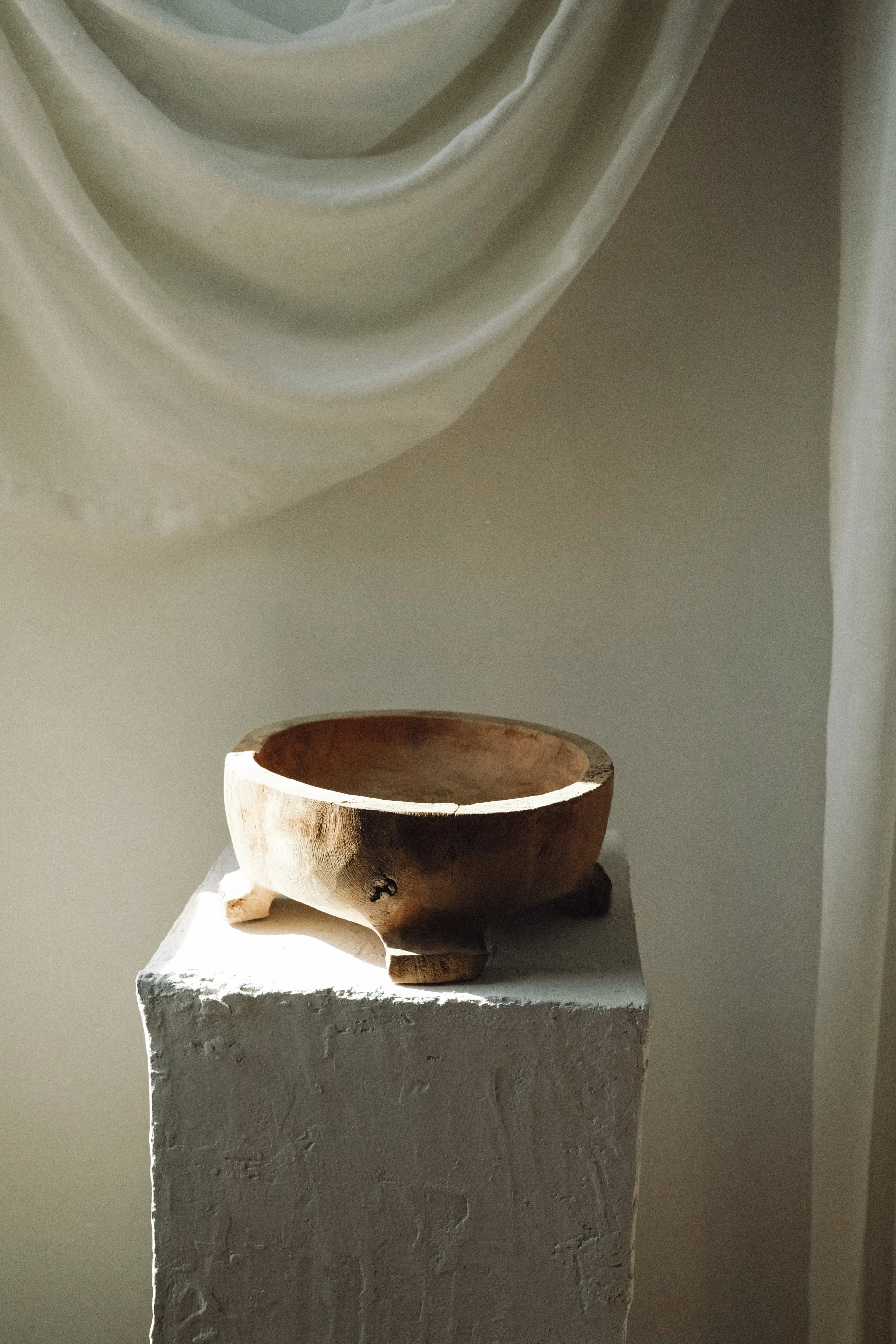 Round Teak Wood Tray