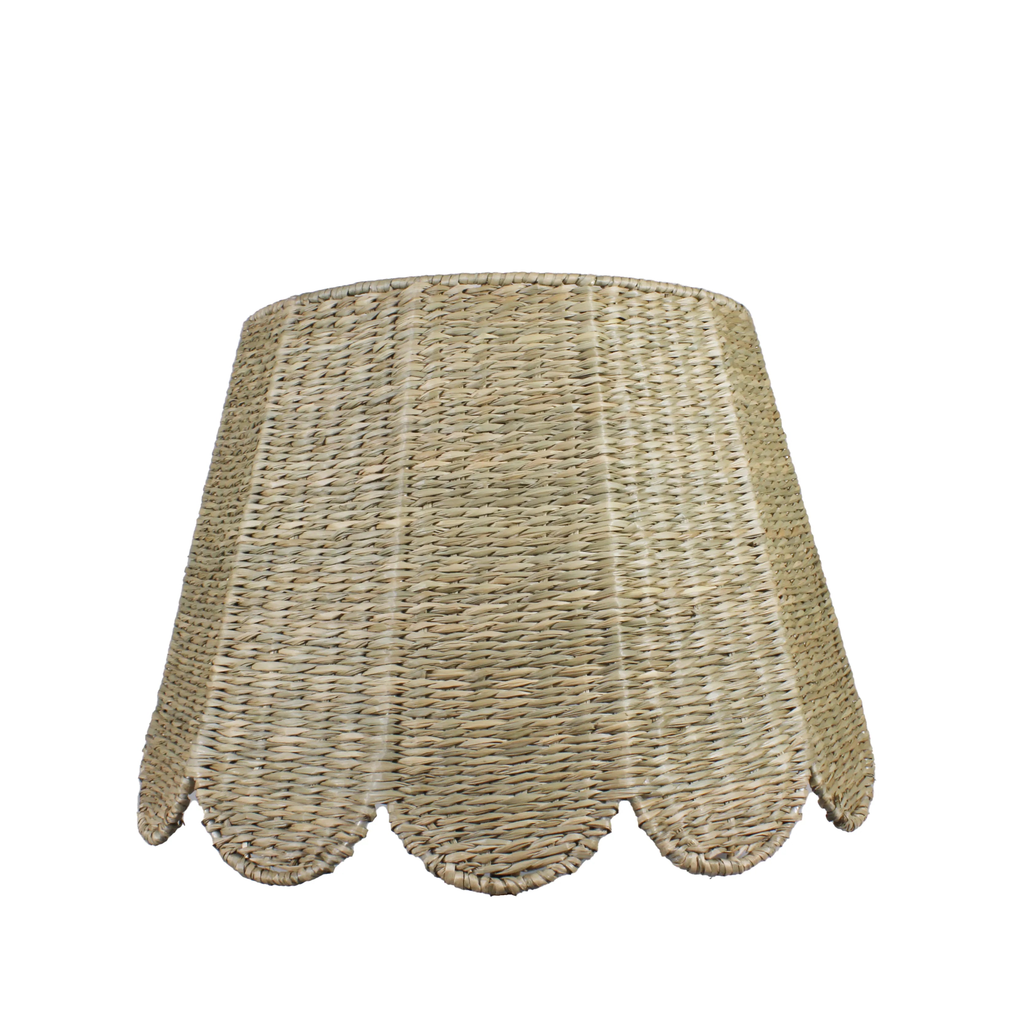 Seagrass  Lampshade (Scalloped in Natural)