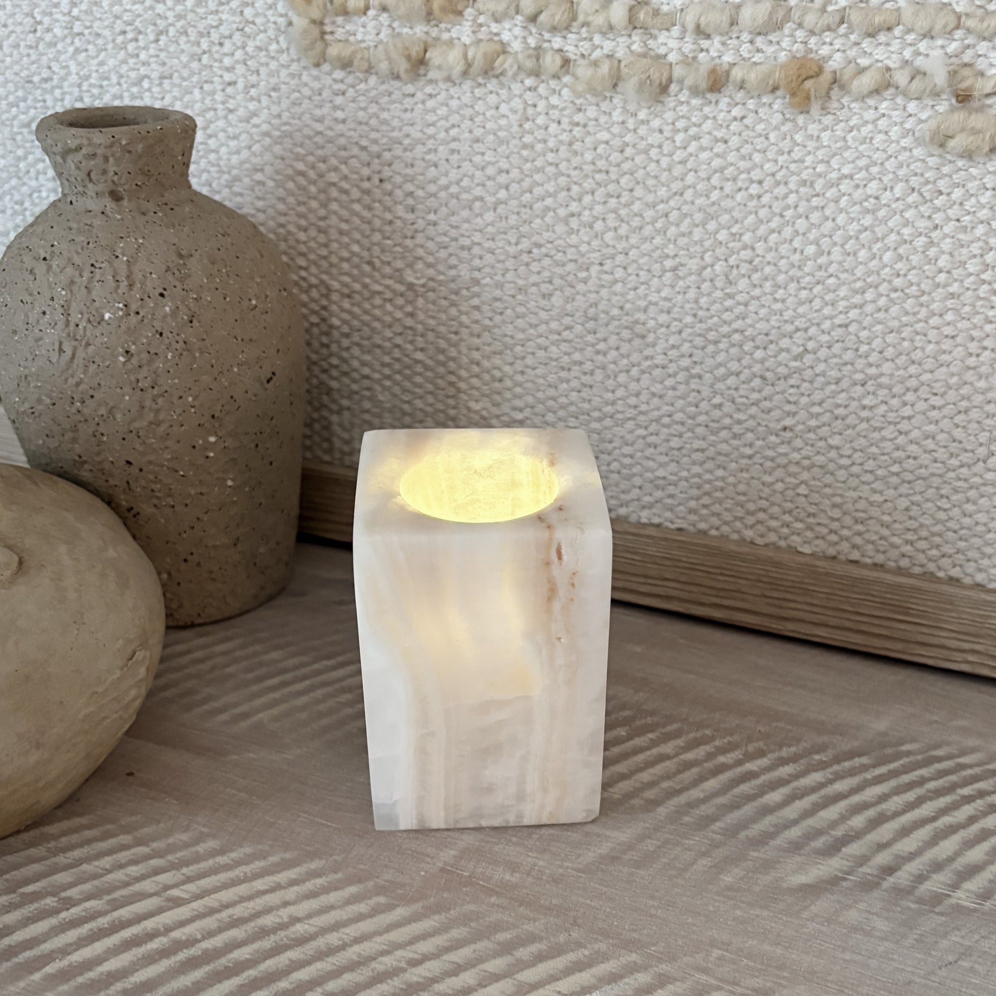 Onyx Tealight Candle Holder