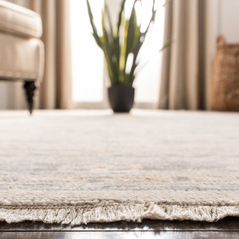 Oushak Wool Rug in Silver