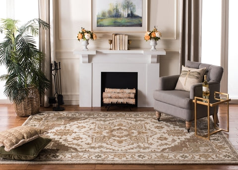 Royalty Wool Rug in Beige and Sage