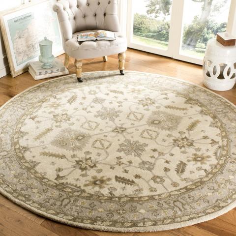 Royalty Wool Rug in Cream and Light Gray