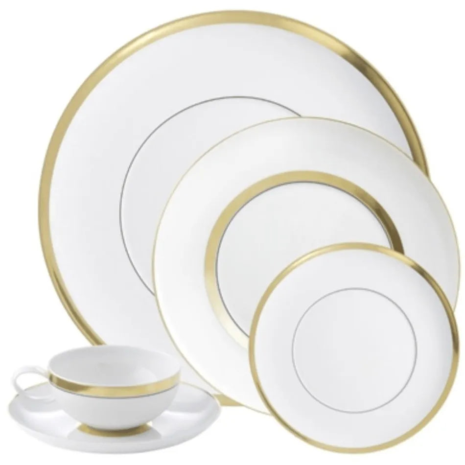 Vista Alegre Domo Gold Place Setting (5 pieces) | The Mayfair Hall